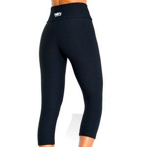 Cropped Croco Skin Black